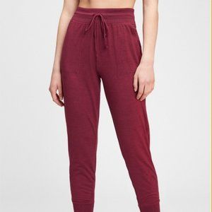 EUC GapFit Brushed Tech Jersey Ankle Joggers